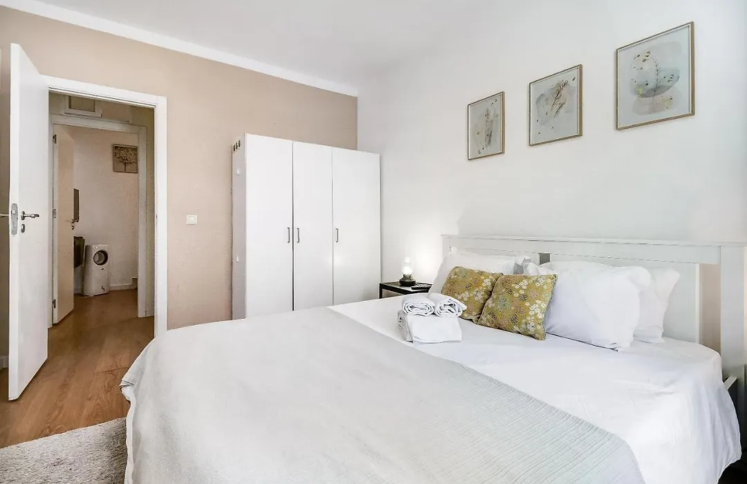 Lisboa Charming Apartment III-1